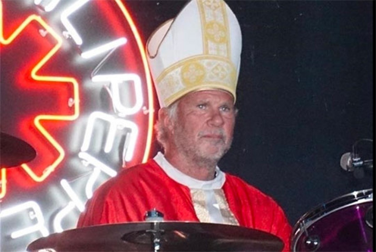 Chad Smith @ Maroon 5 Halloween Party